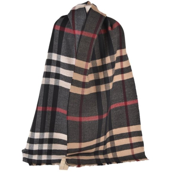 NWT BURBERRY REVERSIBLE COLOUR CHECK WOOL SCARF - Picture 8 of 9